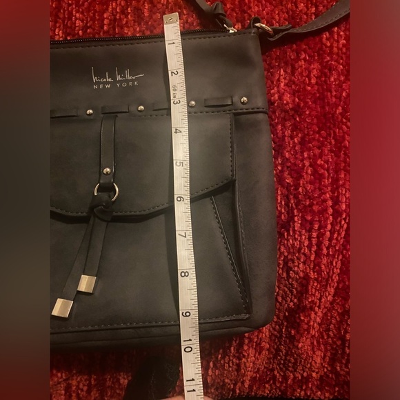 Nicole Miller crossbody - Picture 6 of 7